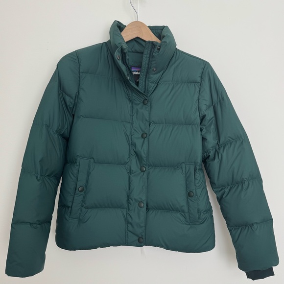 NWT Patagonia Women's Silent Down Jacket Coat XS Northern Green $269 - Picture 4 of 12